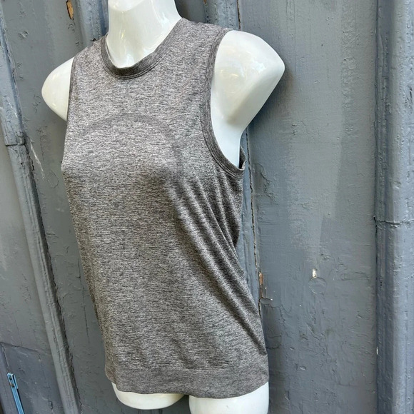 Lululemon Swiftly Breathe Muscle Tank Top
Slate / White, size 6 - Picture 5 of 8